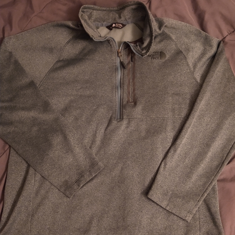 The North Face Quarter Zip Pullover. Forest Green. Men's XL